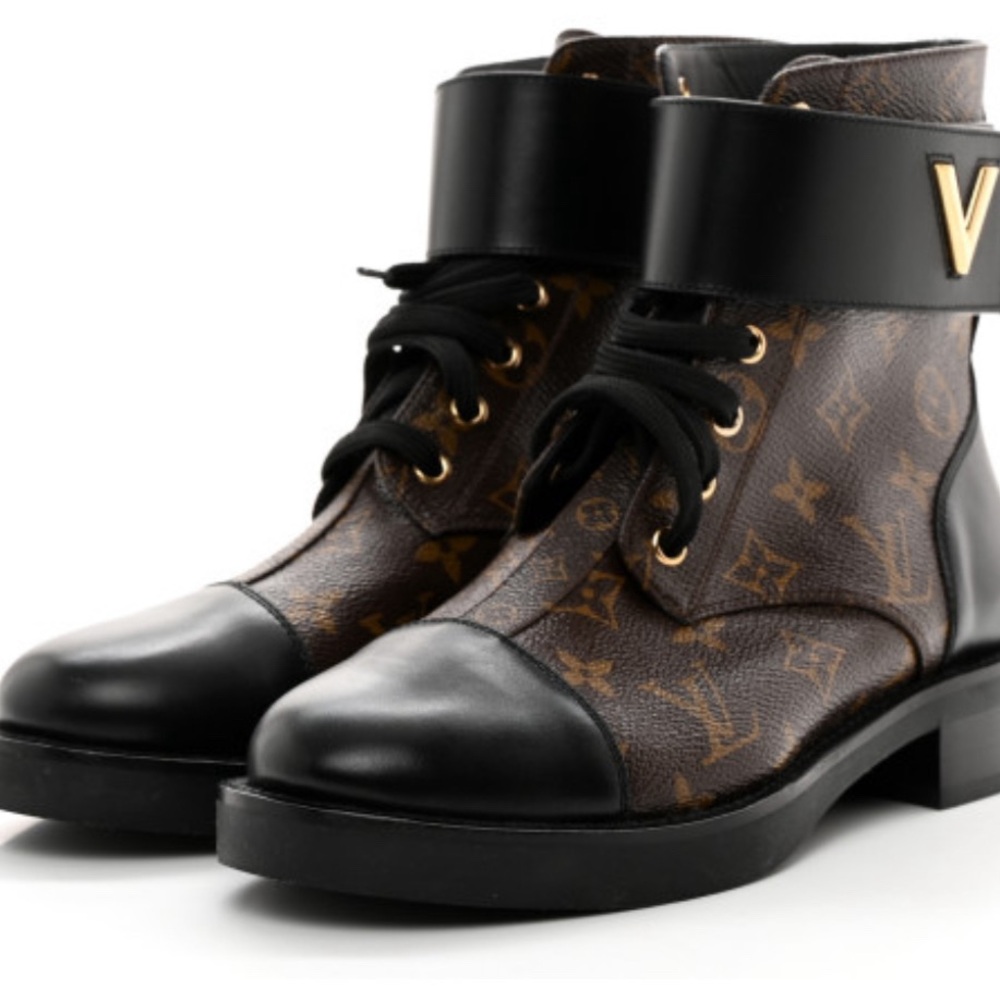 Calfskin Monogram Wonderland Flat Ranger Boots Black